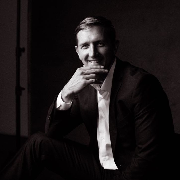 Известный украинский актер вступил в ряды ВСУ: &quot;Даже оружие купил свое&quot;